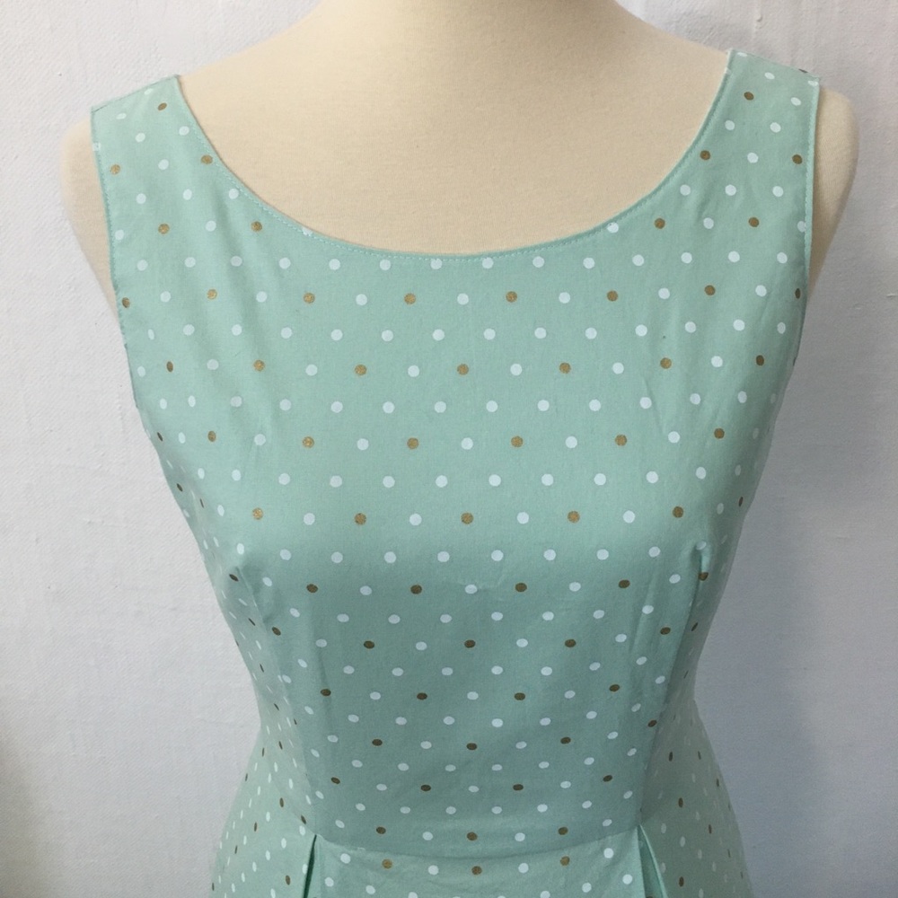 Handmade Cotton Dress - Picture 4 of 12